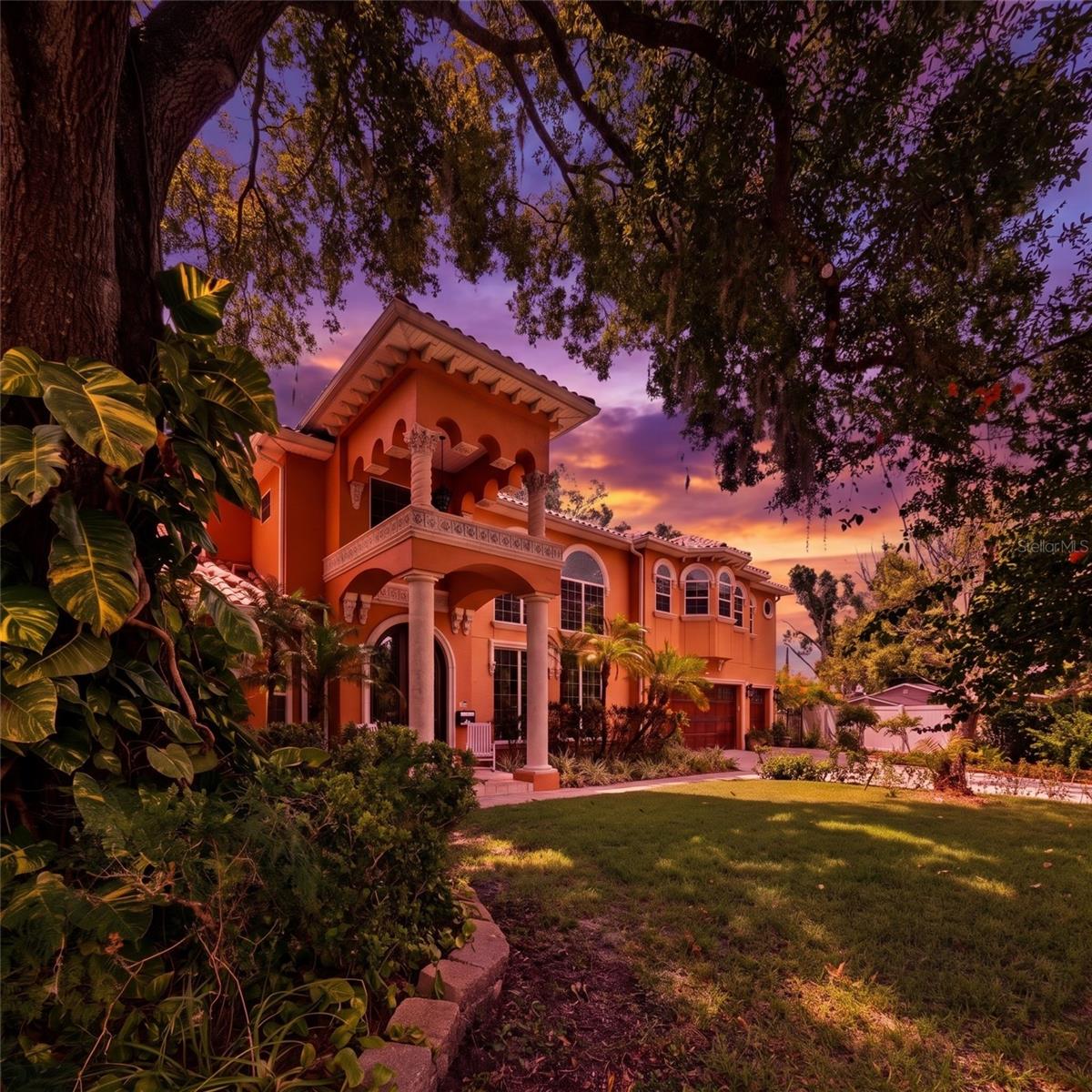 Photo of 10307 RECLINATA LANE TAMPA FL 33618