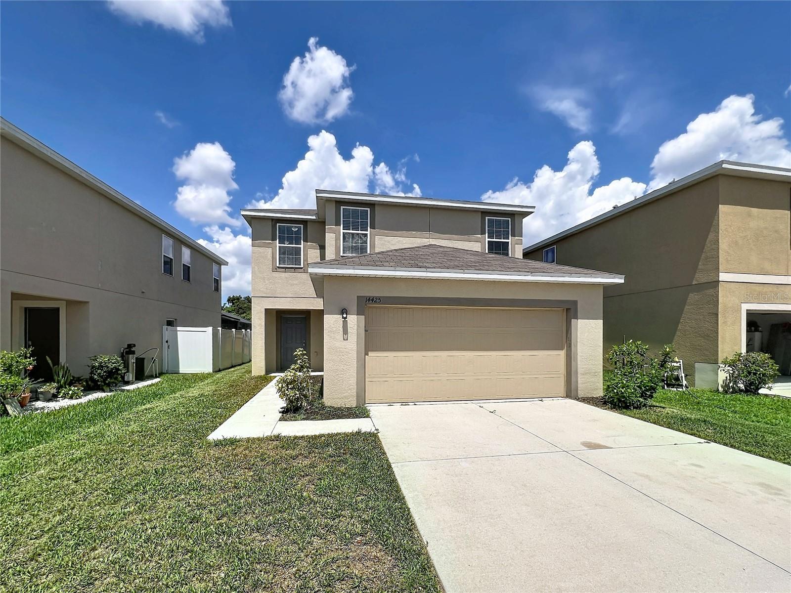 Photo of 14425 DUNROBIN DRIVE WIMAUMA FL 33598