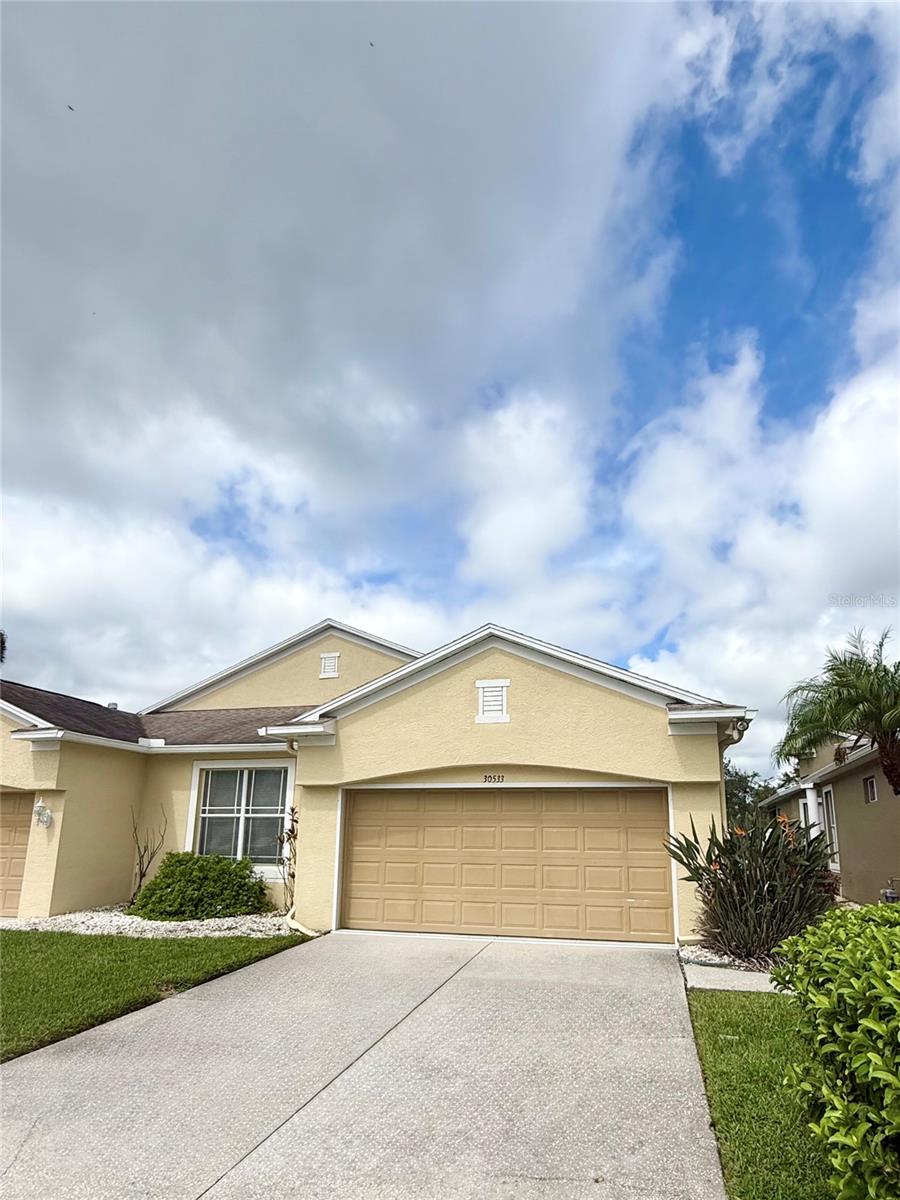 Photo of 30533 LETTINGWELL CIRCLE WESLEY CHAPEL FL 33543