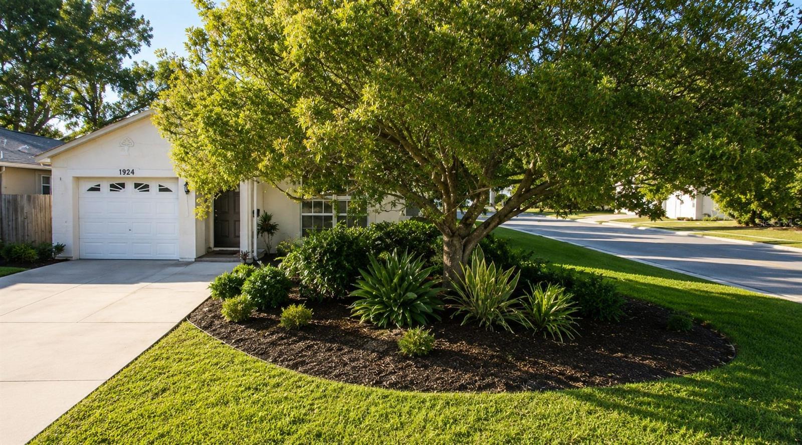 Photo of 1934 29TH AVENUE ST PETERSBURG FL 33713