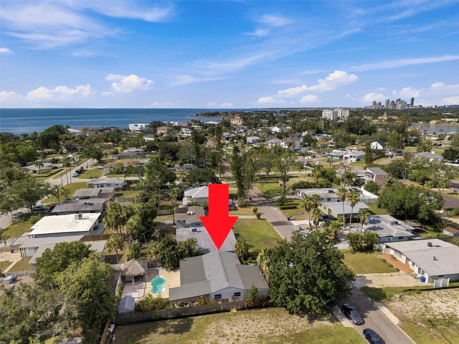 Photo of 3947 HUNTINGTON STREET ST PETERSBURG FL 33703