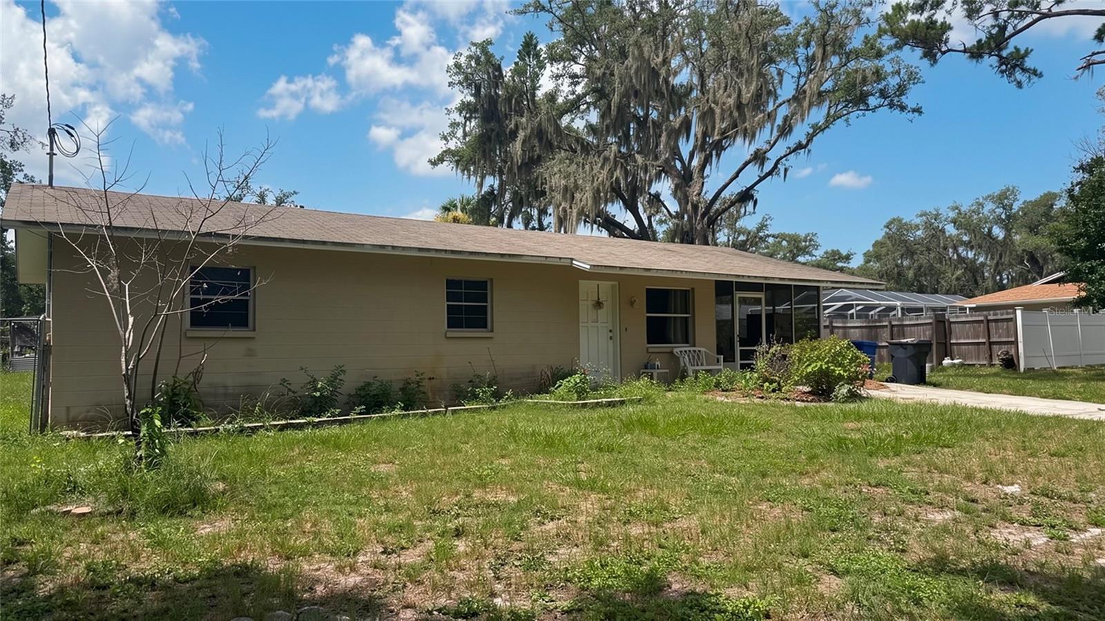 Photo of 11129 ROBERTS LANE RIVERVIEW FL 33578
