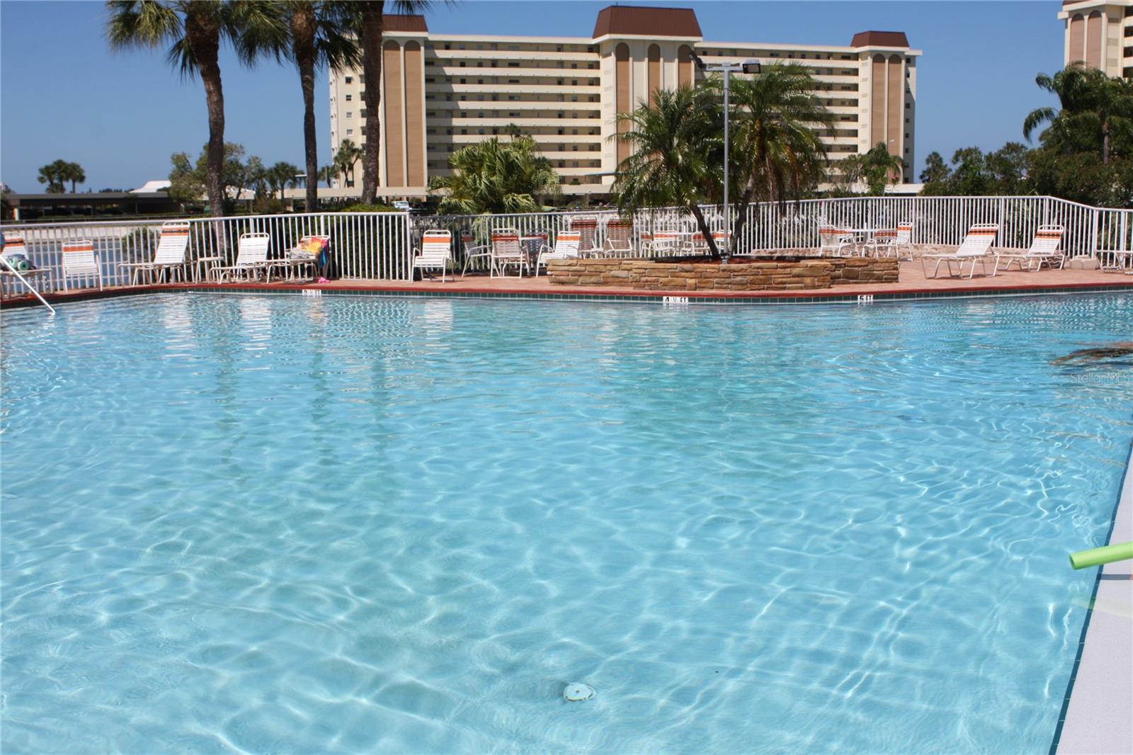 Photo of 4725 COVE CIRCLE #906 ST PETERSBURG FL 33708