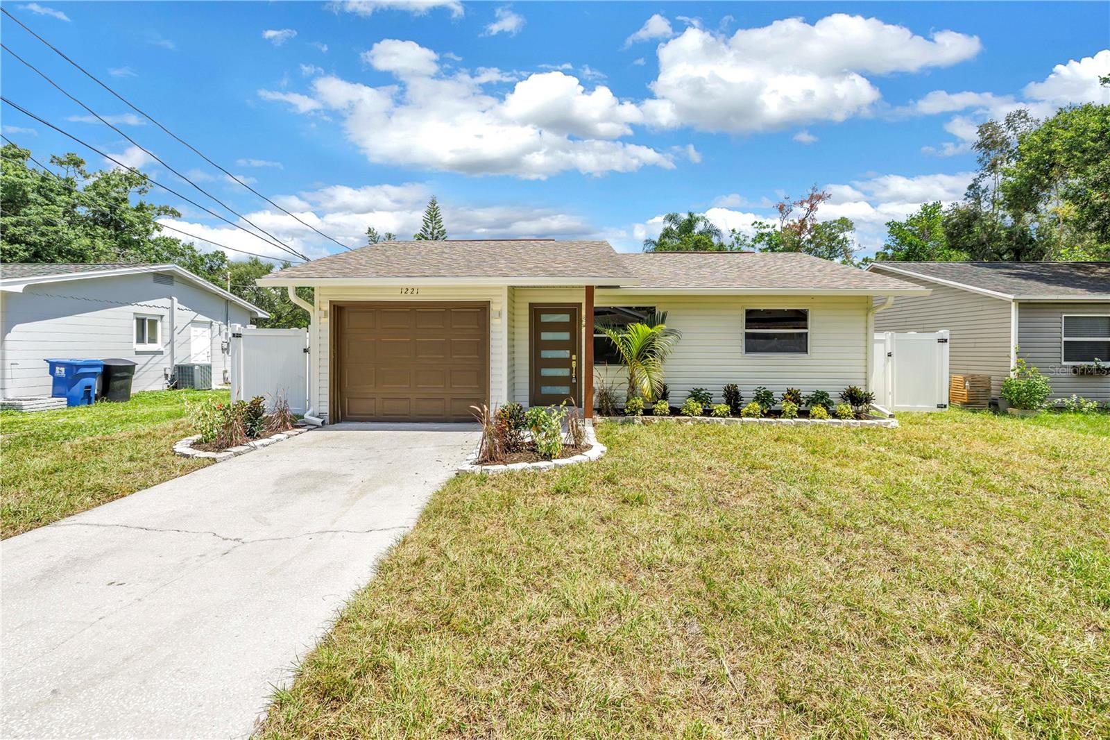 Photo of 1221 36TH TERRACE ST PETERSBURG FL 33704