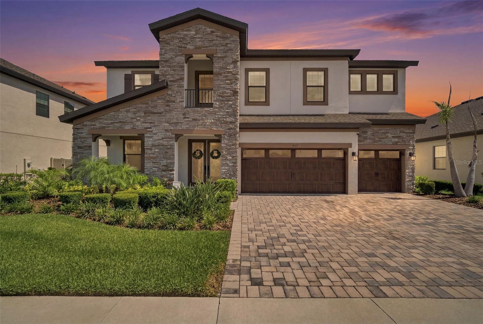 Photo of 4587 SHORELEAF LOOP VALRICO FL 33596