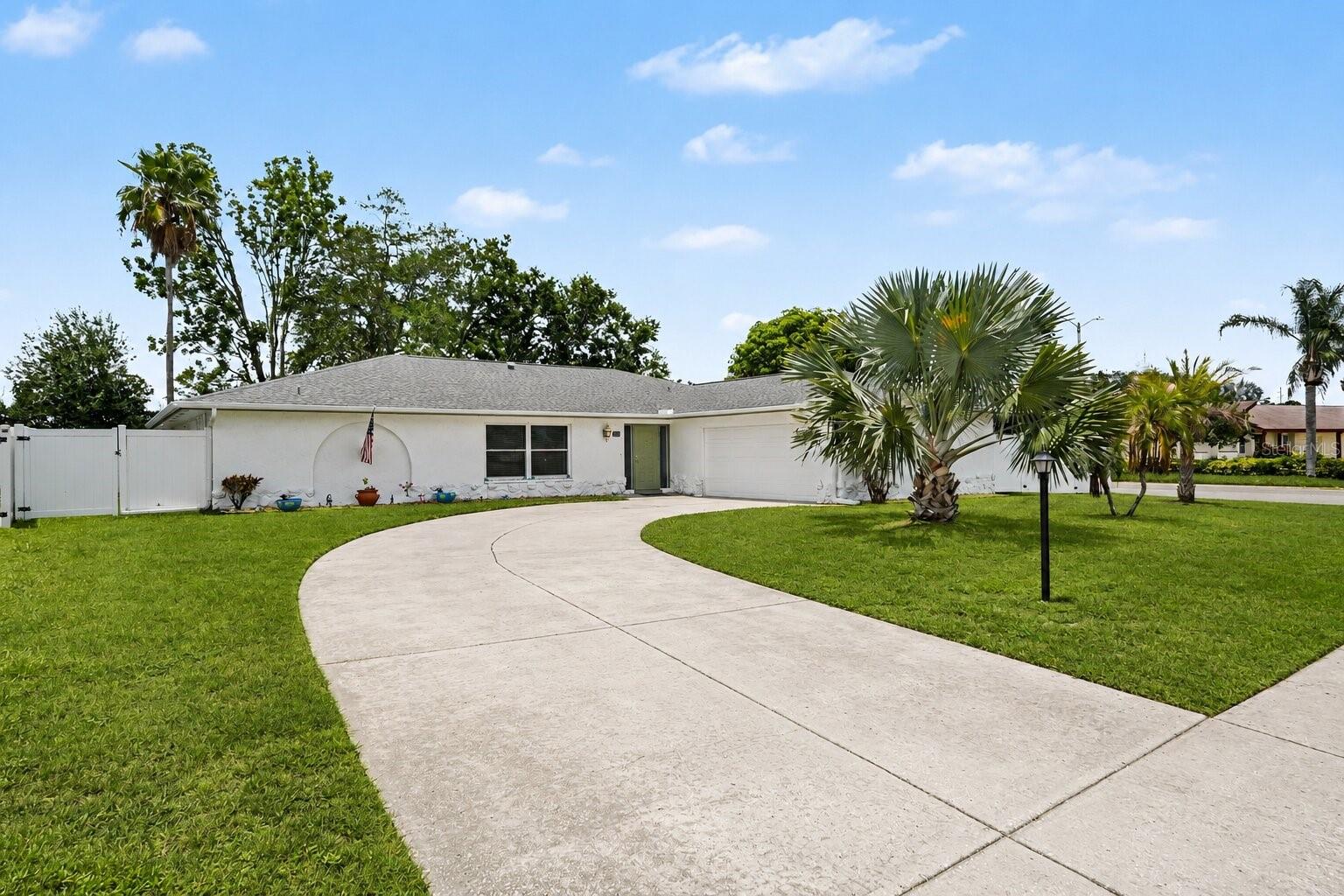Photo of 1501 NEW BEDFORD DRIVE SUN CITY CENTER FL 33573