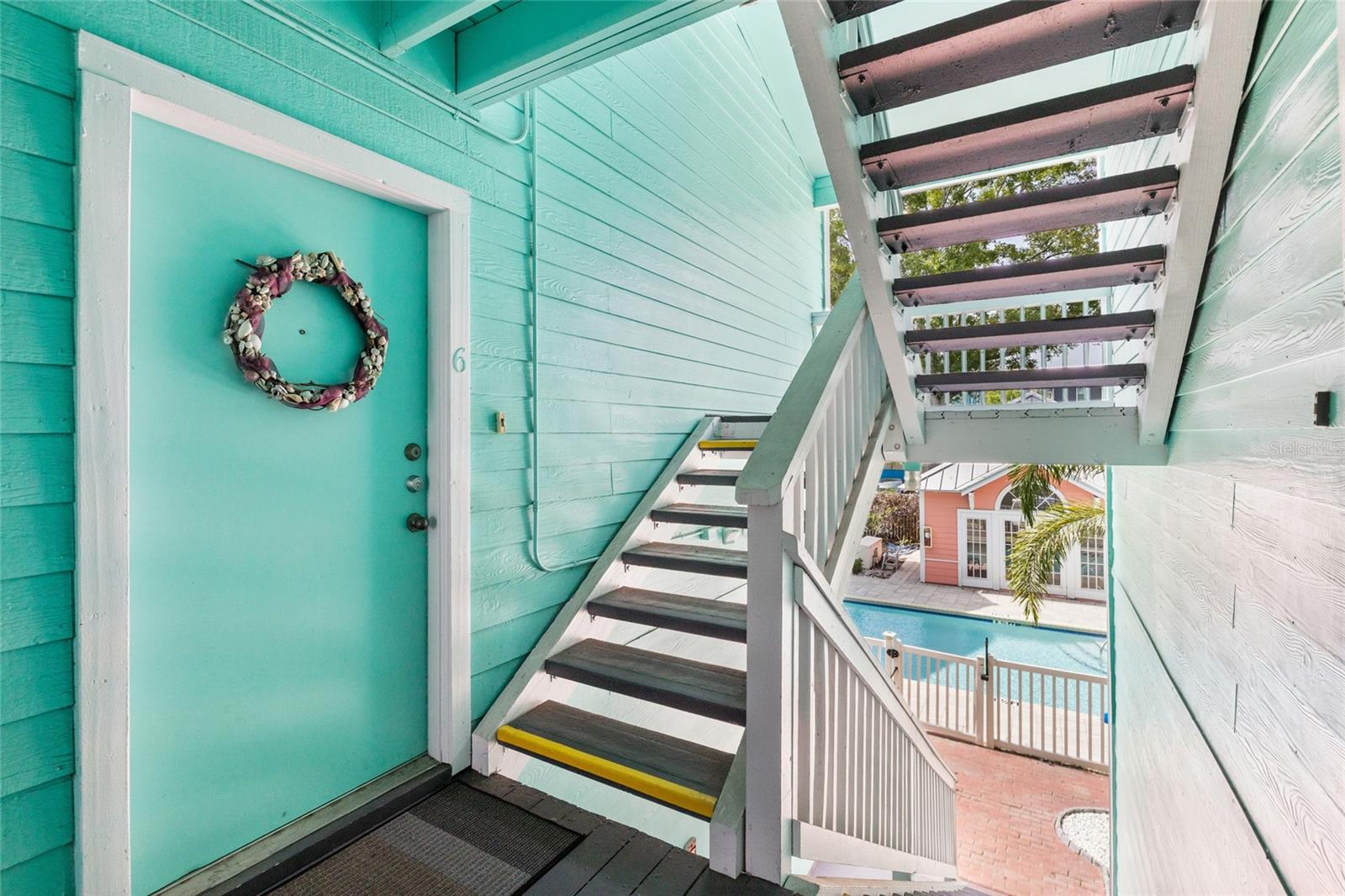Photo of 3002 W CLEVELAND STREET #B6 TAMPA FL 33609