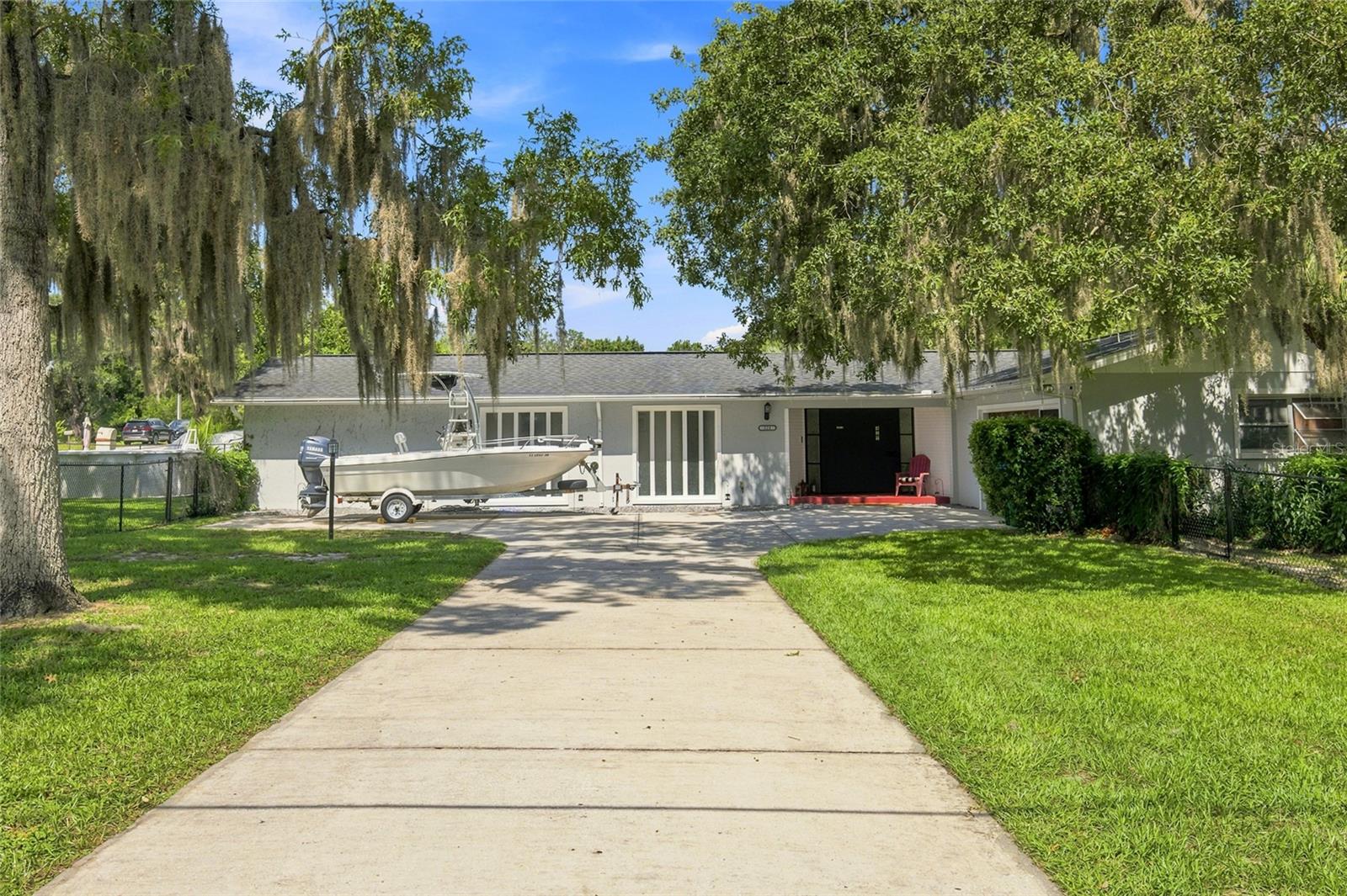 Photo of 224 N MCGOWAN AVENUE CRYSTAL RIVER FL 34429