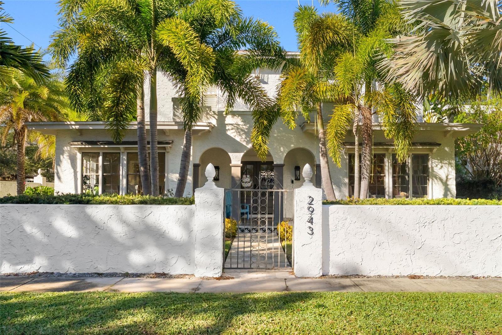 Photo of 2943 W BAYSHORE COURT TAMPA FL 33611