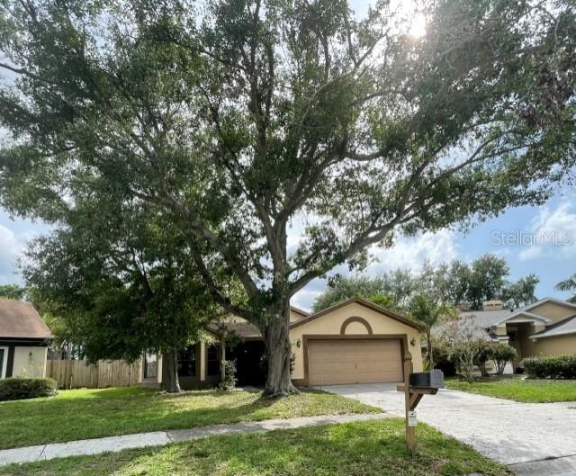 Photo of 1520 ATTLEBORO LANE BRANDON FL 33511
