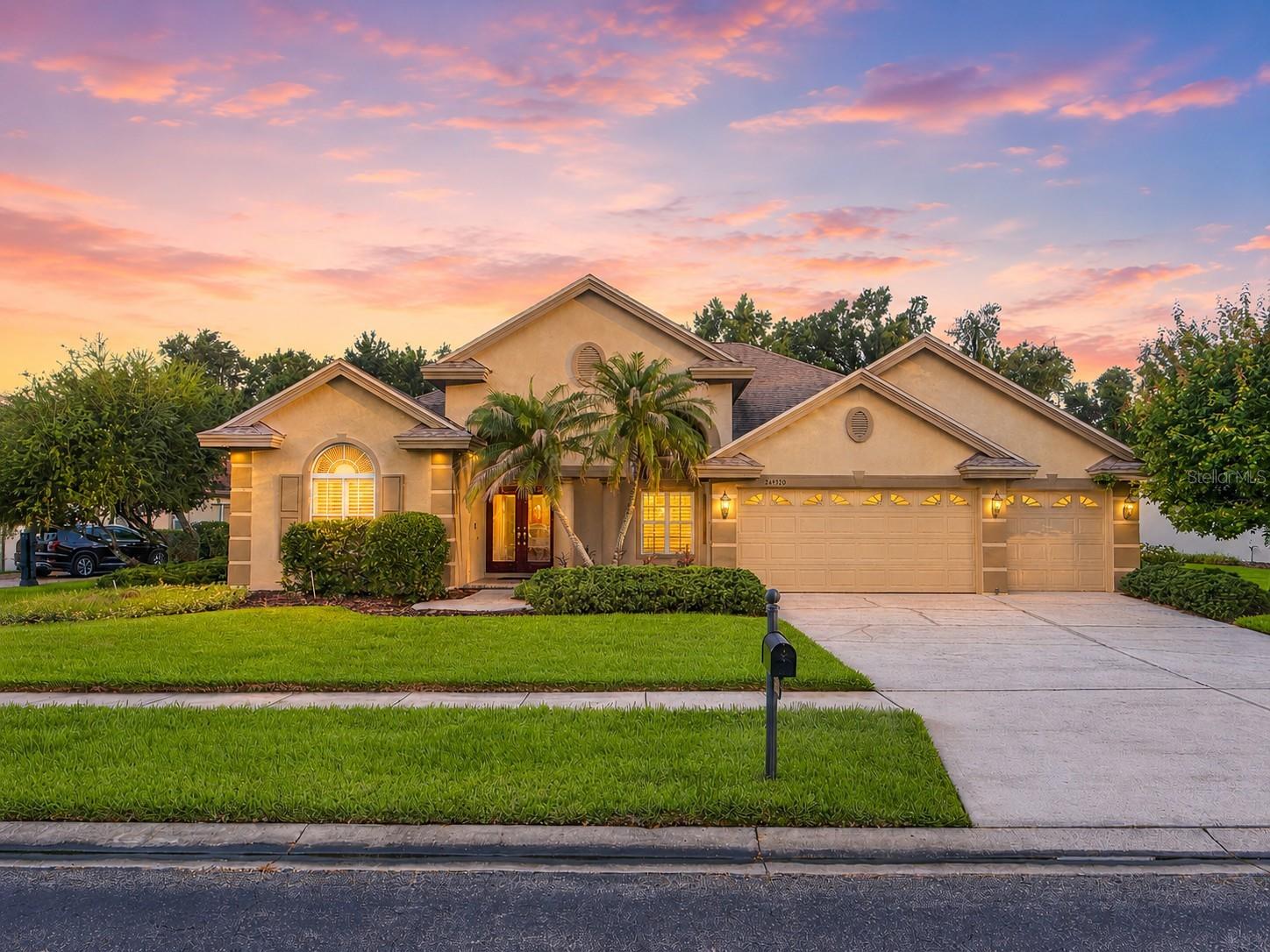 Photo of 26920 WINGED ELM DRIVE WESLEY CHAPEL FL 33544