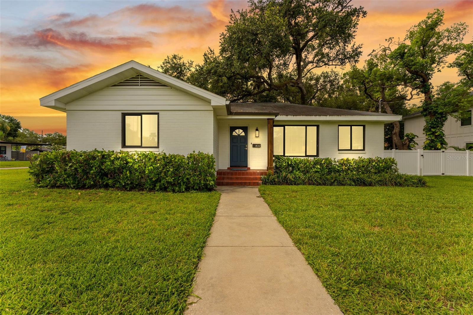Photo of 802 W CORAL STREET TAMPA FL 33602