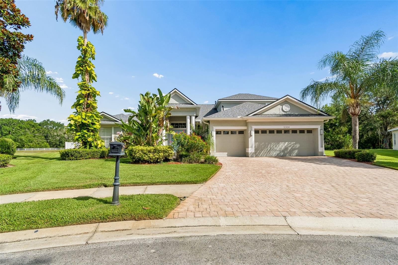 Photo of 5304 CLOUDS PEAK DRIVE LUTZ FL 33558