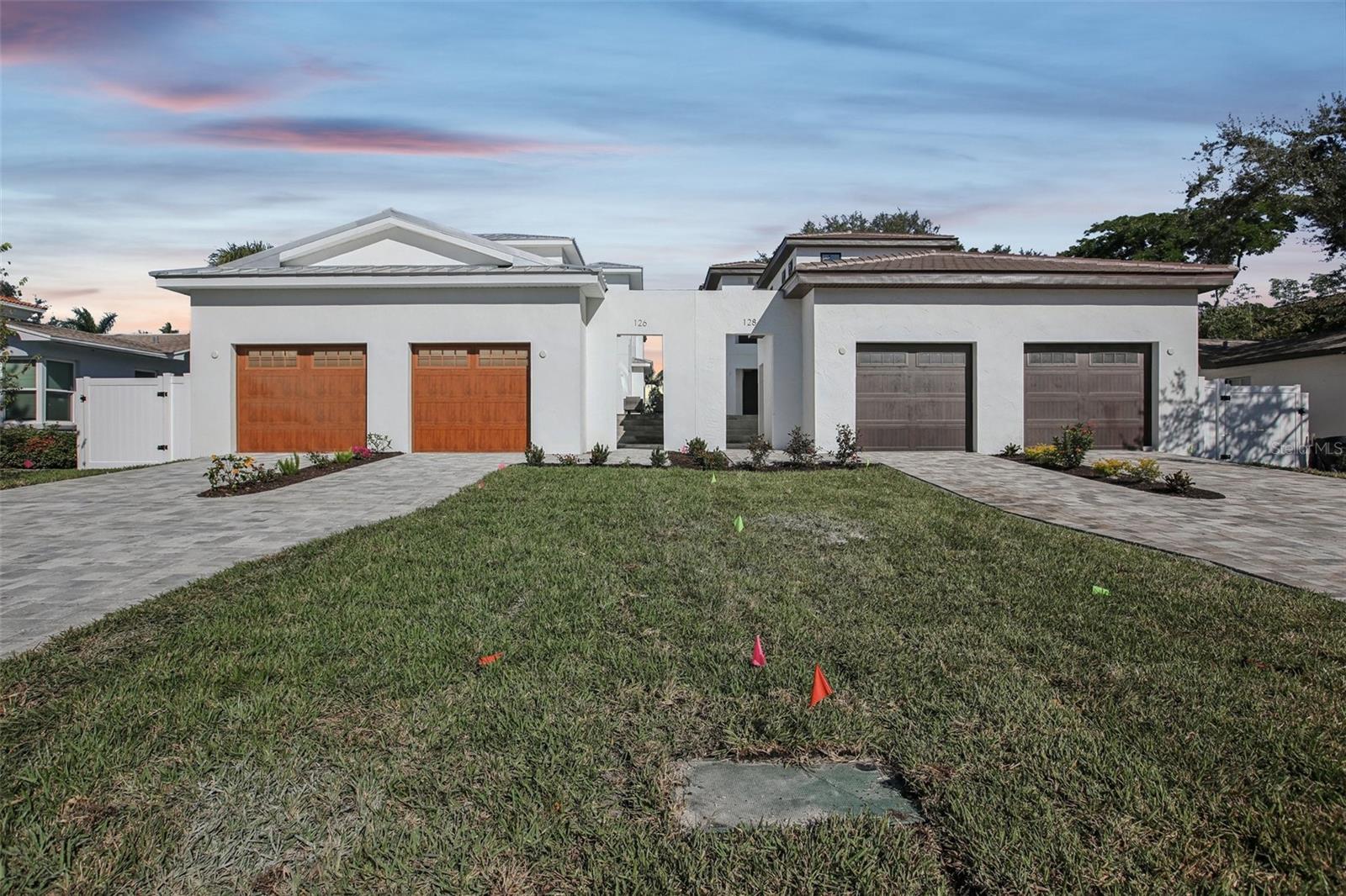 Photo of 126 RICARDO WAY ST PETERSBURG FL 33704