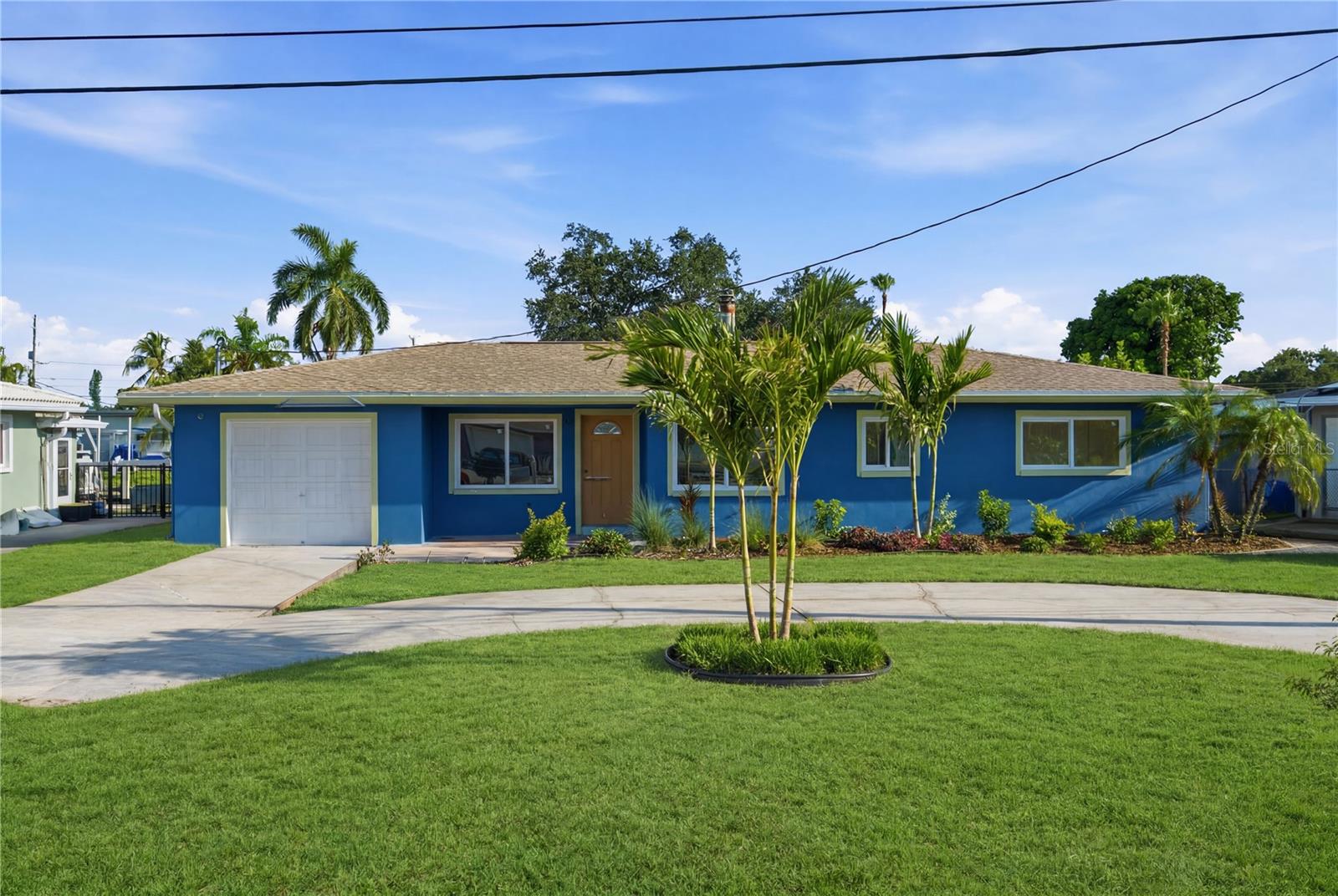 Photo of 9460 TREASURE LANE ST PETERSBURG FL 33702