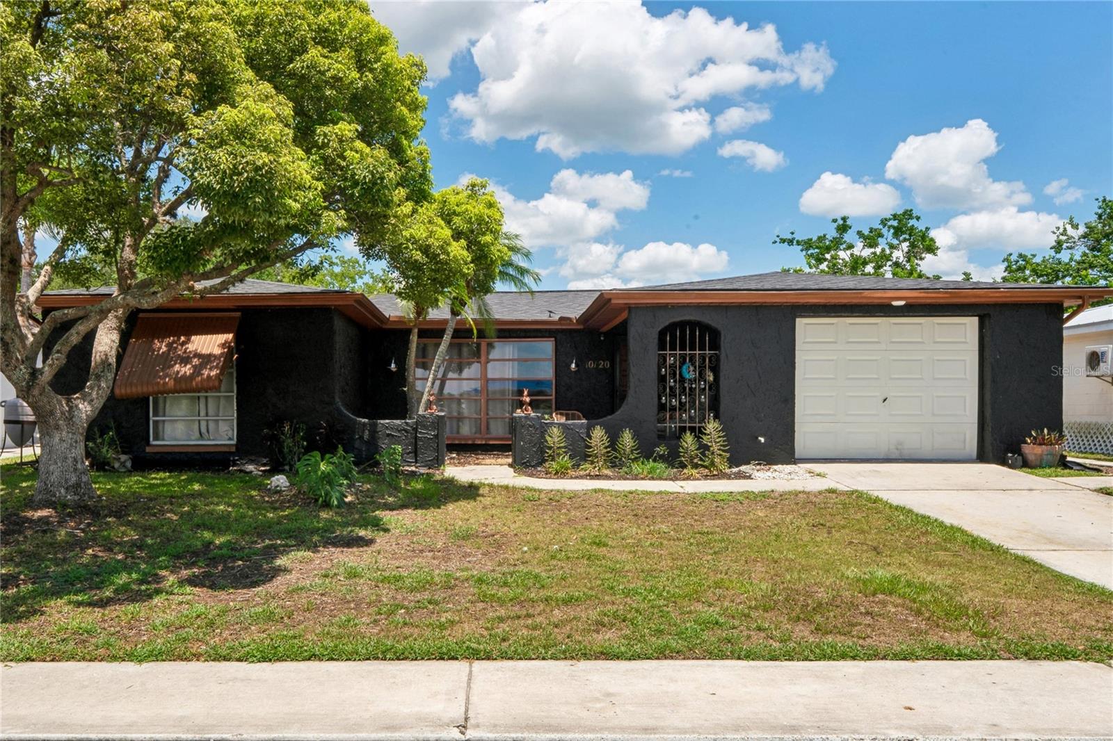 Photo of 10120 GLEN MOOR LANE PORT RICHEY FL 34668