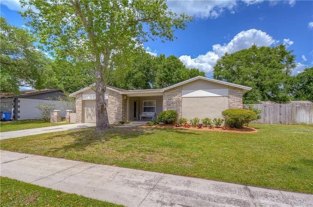 Photo of 5121 ELLENDALE AVENUE TAMPA FL 33625