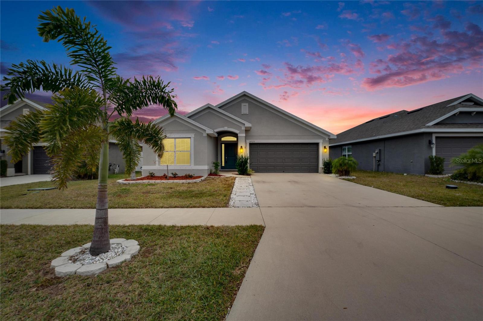 Photo of 14525 SCOTTBURGH GLEN DRIVE WIMAUMA FL 33598