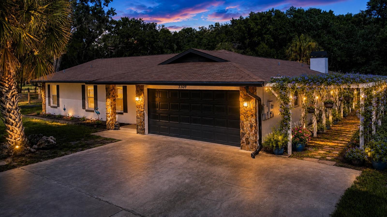 Photo of 3309 YELLOWKNIFE CIRCLE WIMAUMA FL 33598