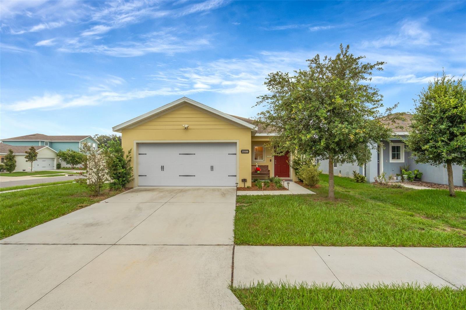 Photo of 35088 JOMAR AVENUE ZEPHYRHILLS FL 33541