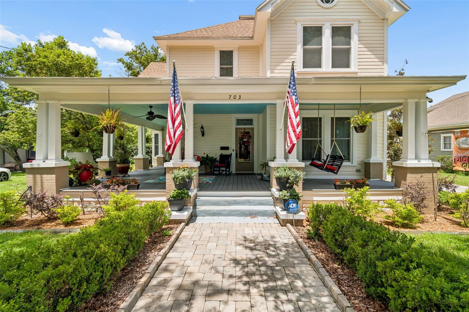 Photo of 703 N EVERS STREET PLANT CITY FL 33563