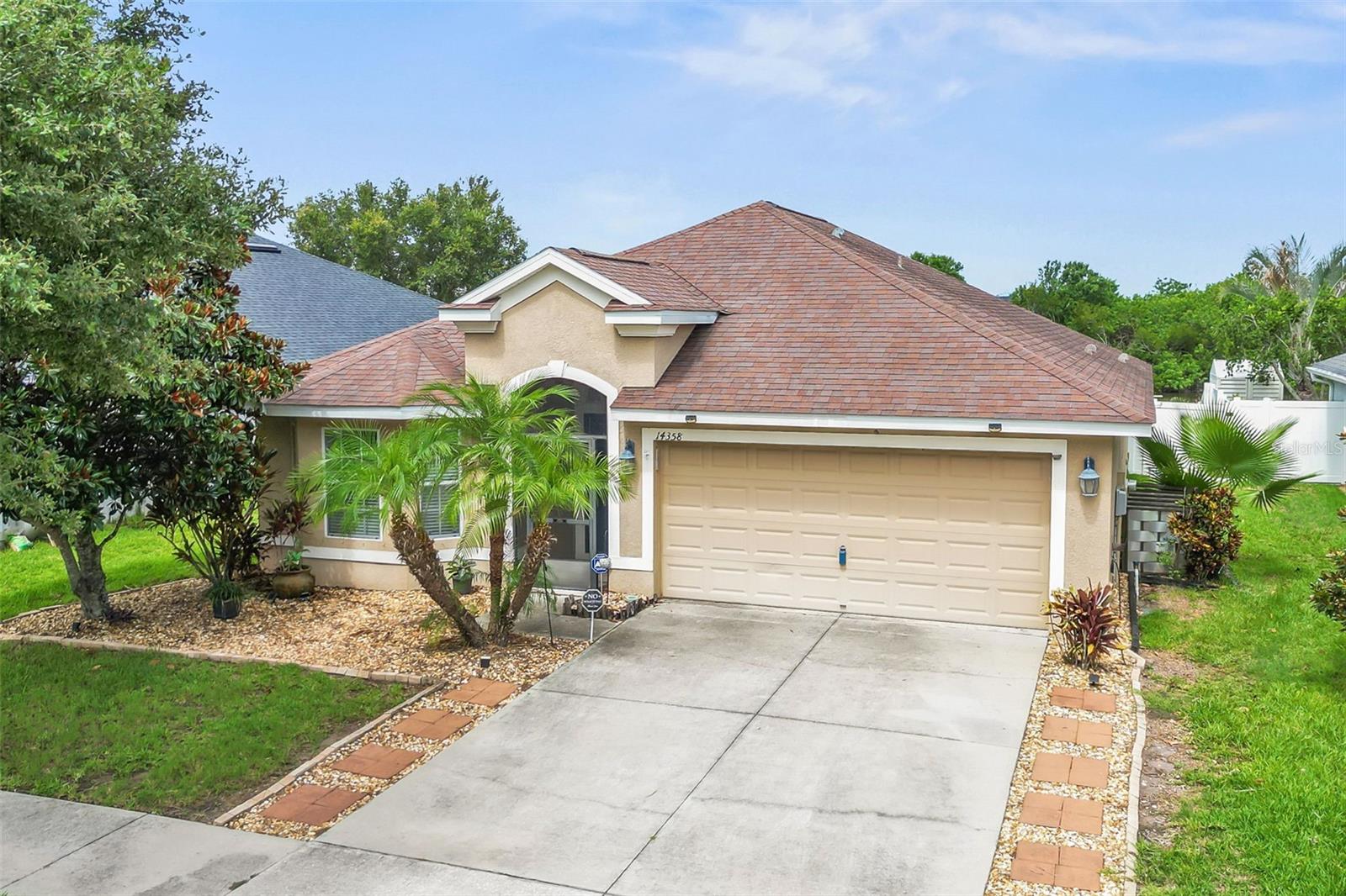 Photo of 14358 EDINBURGH MOOR DRIVE WIMAUMA FL 33598