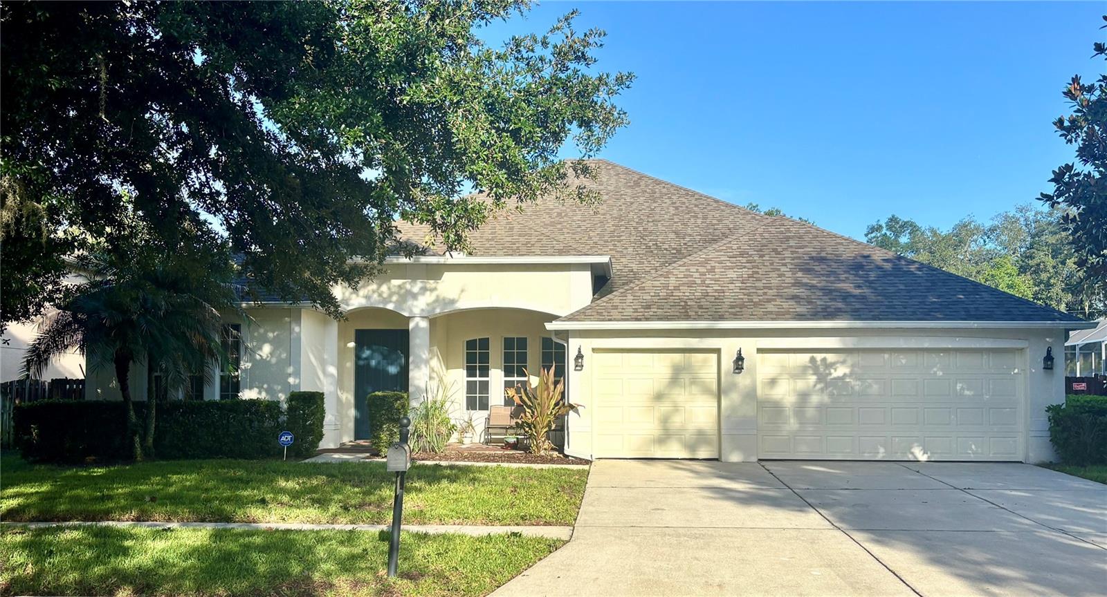 Photo of 307 CARRIAGE OAK PL SEFFNER FL 33584