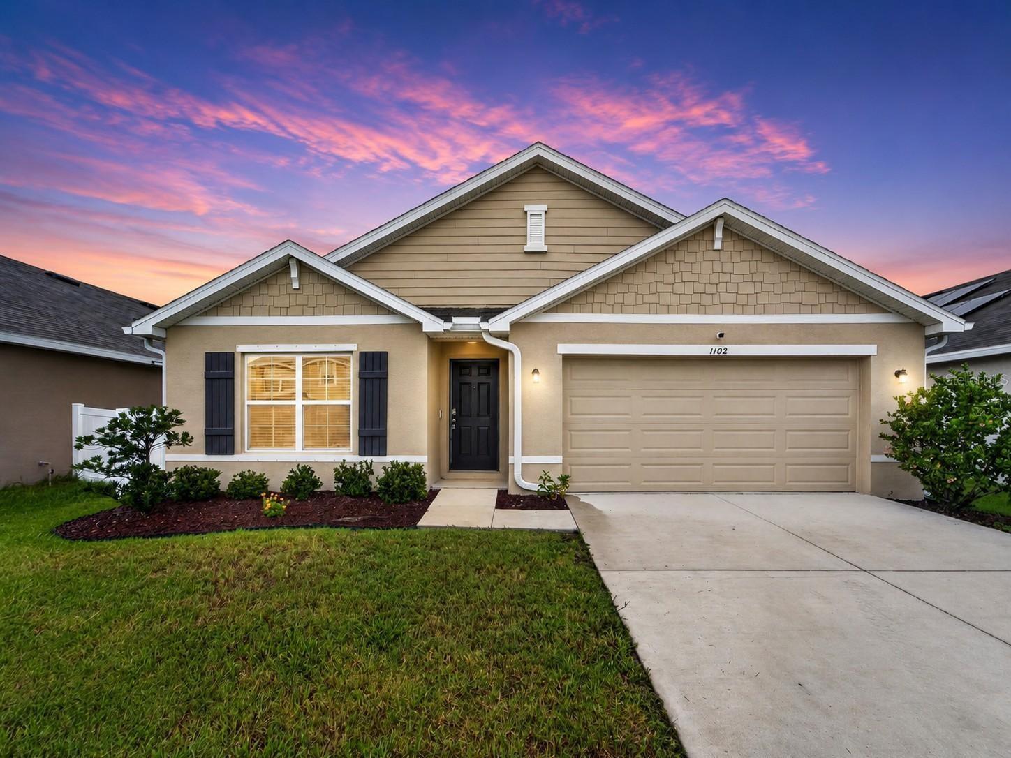 Photo of 1102 COASTAL HAMMOCK AVENUE RUSKIN FL 33570