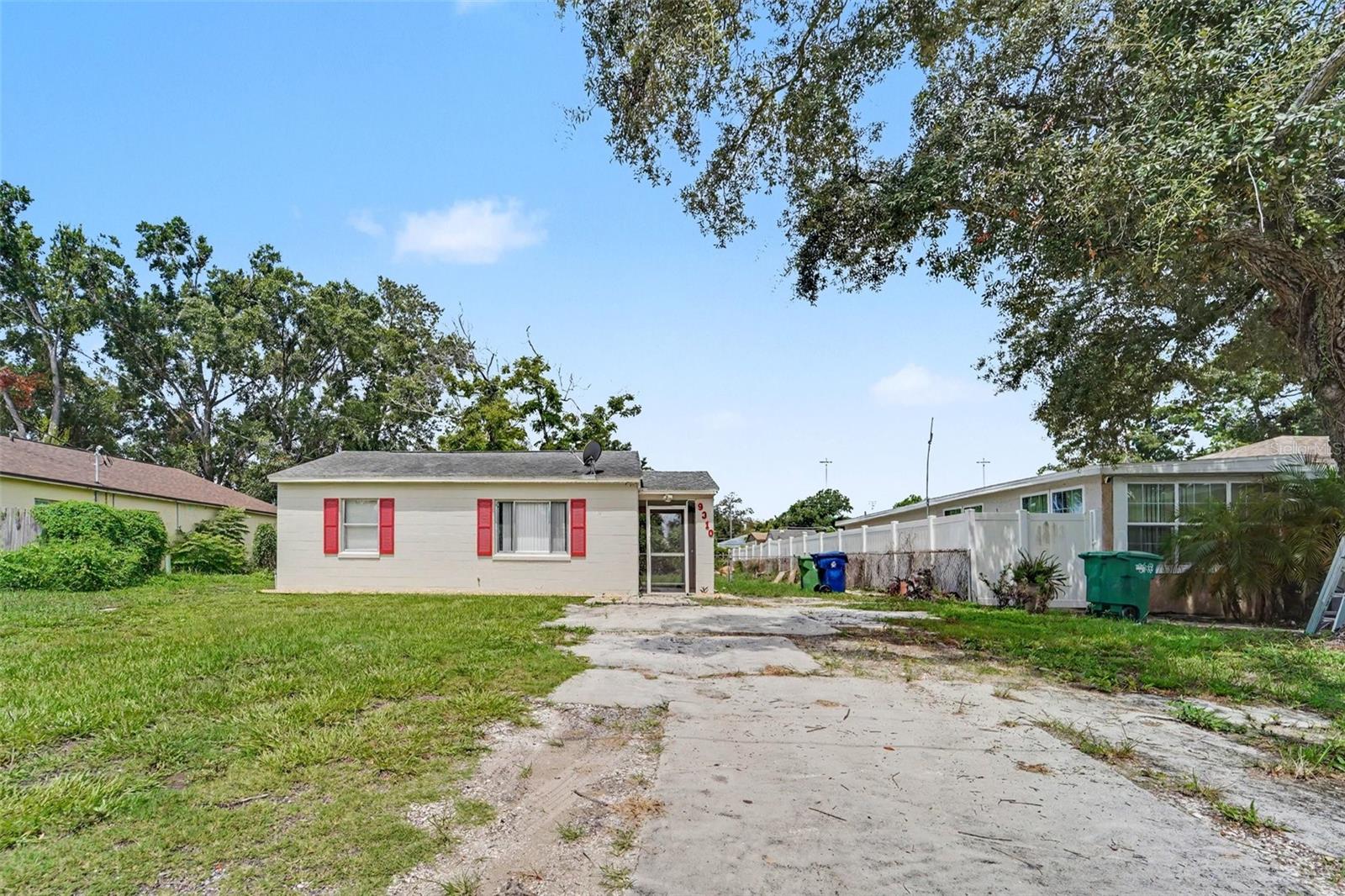 Photo of 9310 N HIGHLAND AVENUE TAMPA FL 33612