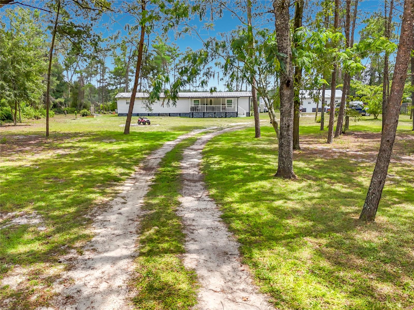 Photo of 151 LAKE SUSAN ROAD HAWTHORNE FL 32640