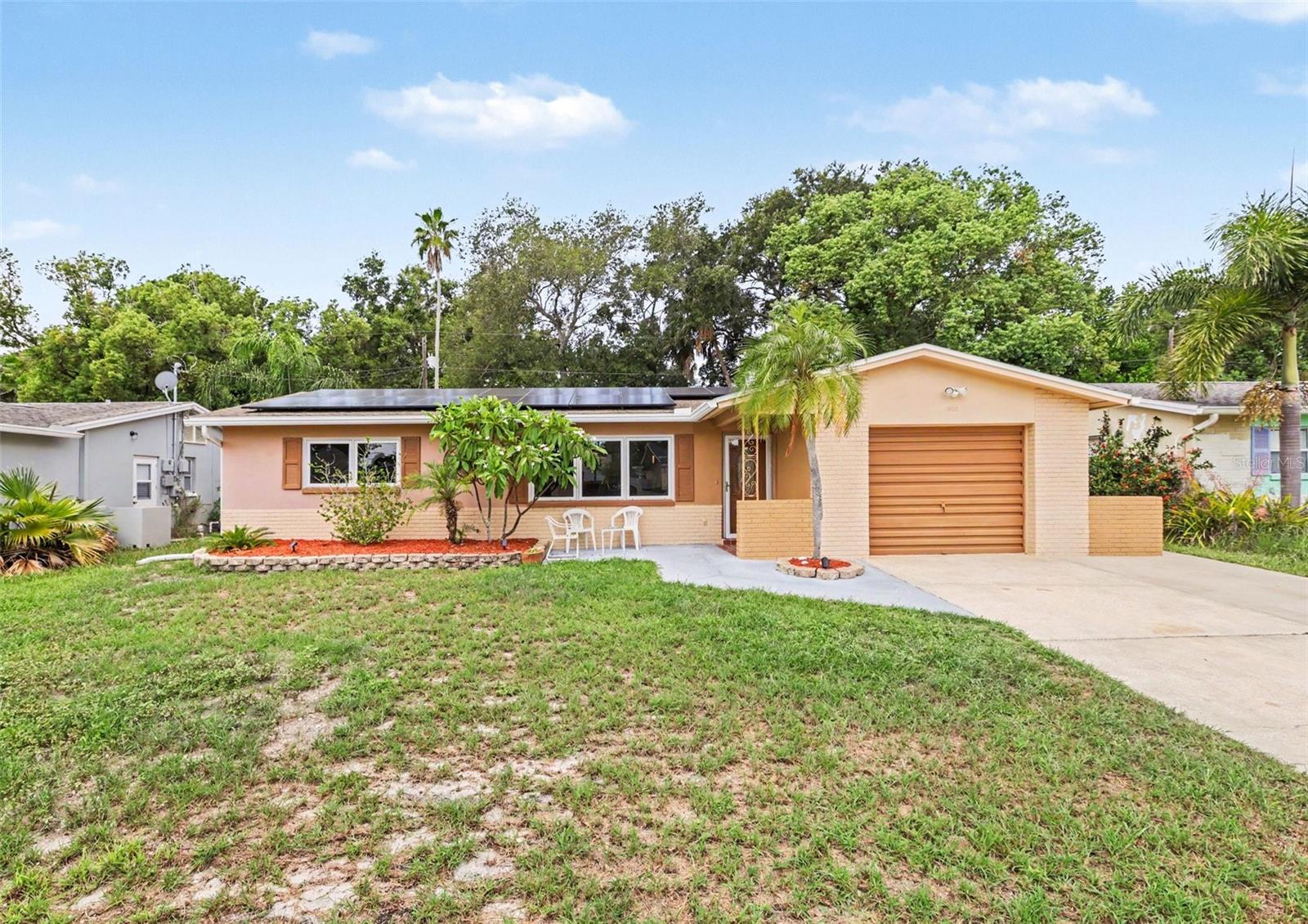 Photo of 1520 SIMMONS DRIVE CLEARWATER FL 33756