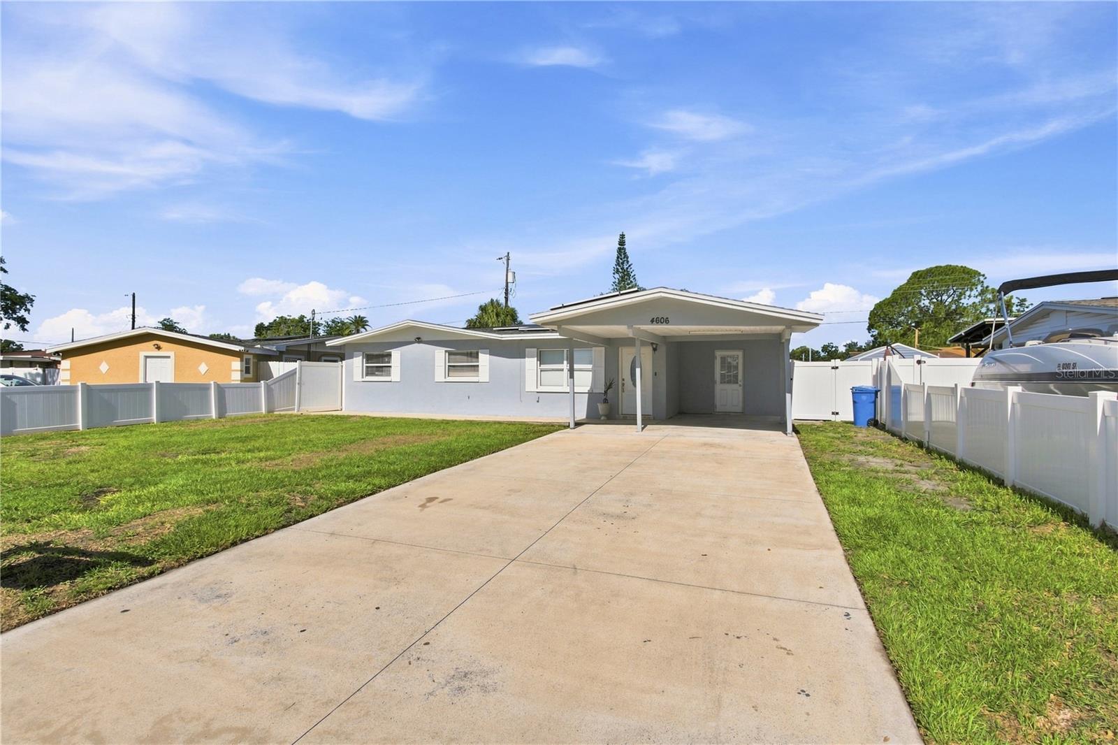 Photo of 4606 BYERLE CIRCLE TAMPA FL 33634