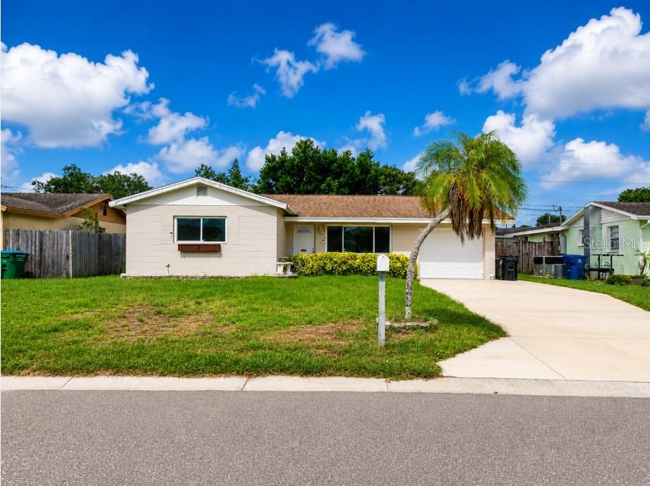 Photo of 8448 76TH AVENUE SEMINOLE FL 33777