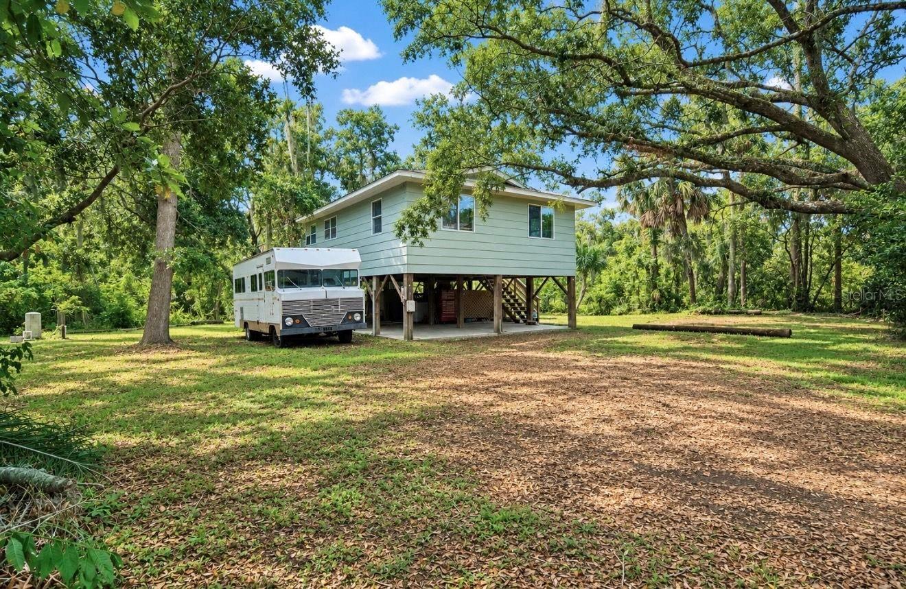 Photo of 707 GEORGE STREET TARPON SPRINGS FL 34688
