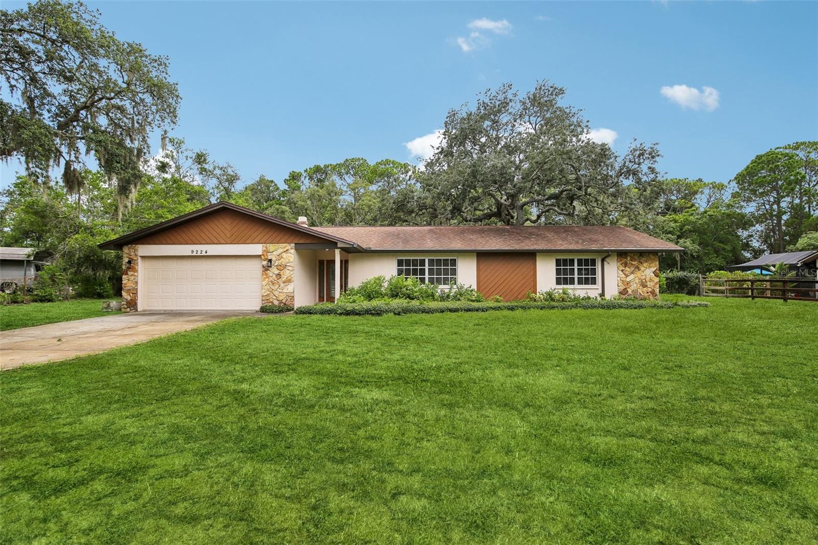 Photo of 9224 LAKEVIEW DRIVE NEW PORT RICHEY FL 34654