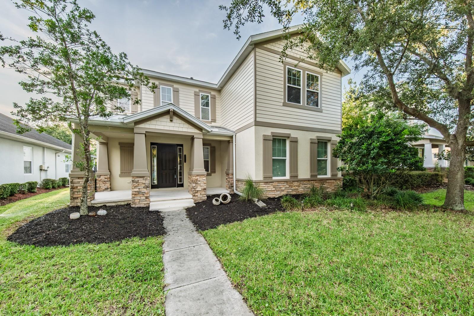 Photo of 7912 HAMPTON LAKE DRIVE TAMPA FL 33647