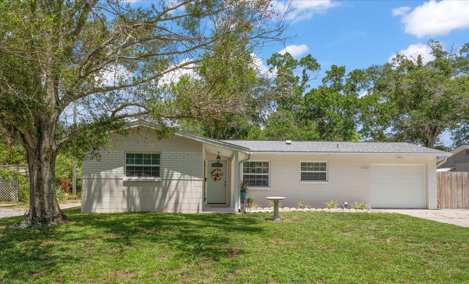 Photo of 5820 COMMONWEALTH AVENUE ST PETERSBURG FL 33703