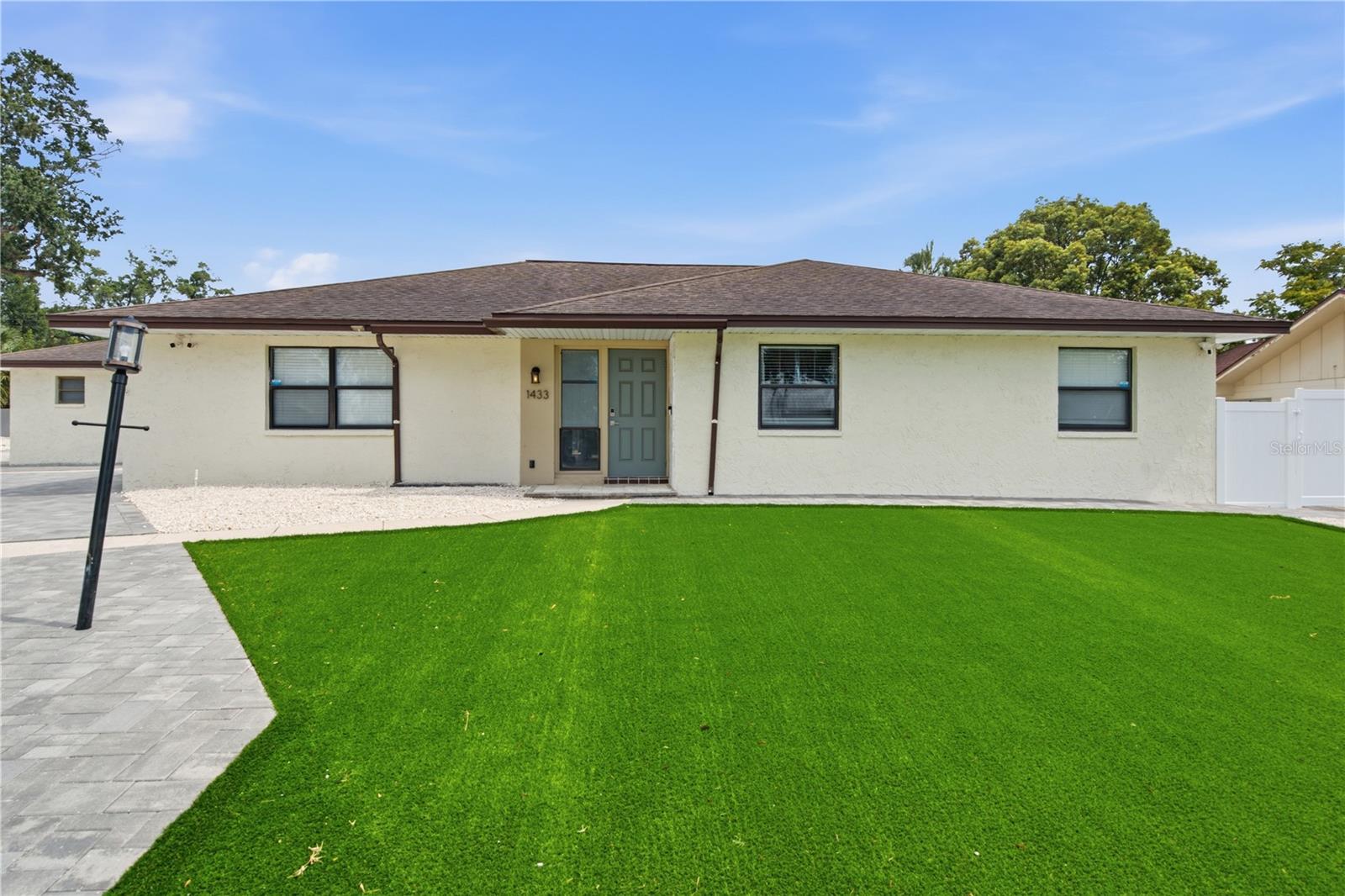 Photo of 1433 ELLISON LANE LAKELAND FL 33801
