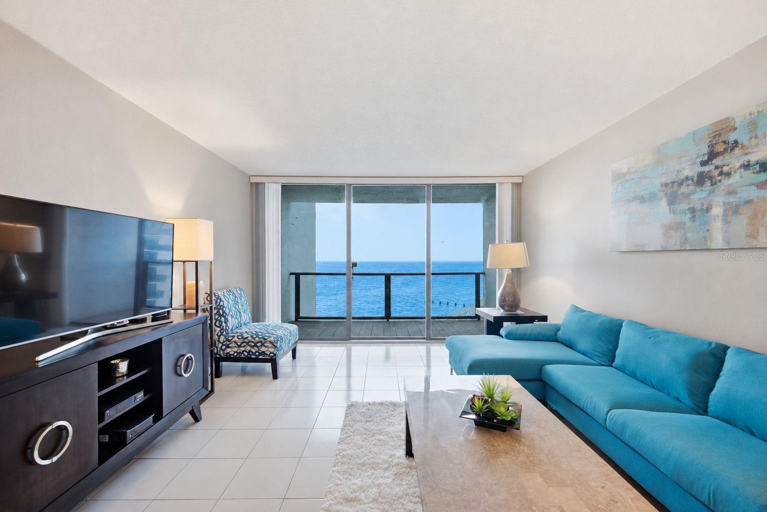 Photo of 450 S GULFVIEW BOULEVARD #705 CLEARWATER BEACH FL 33767