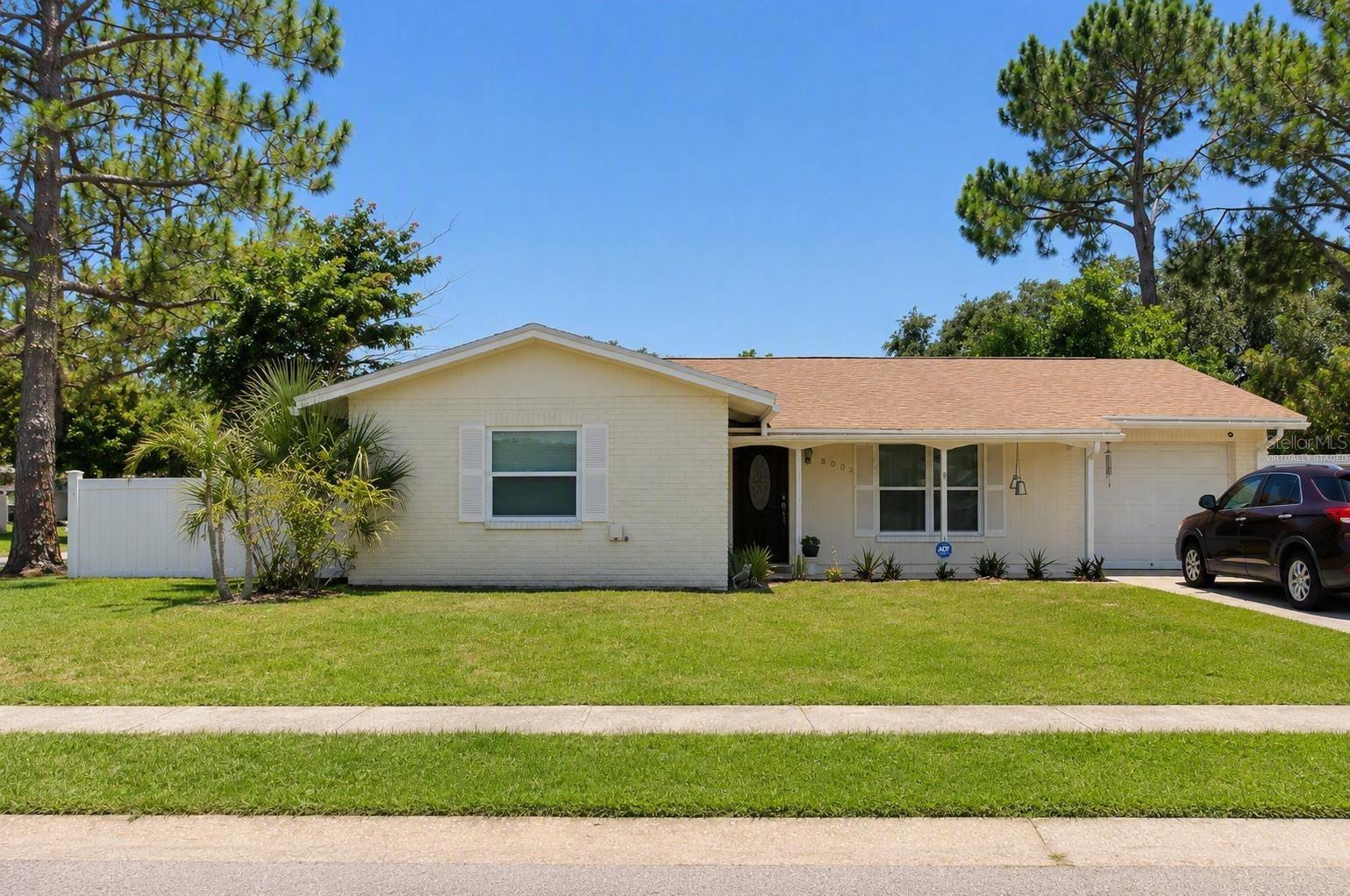 Photo of 8002 WOODVINE PLACE TAMPA FL 33615