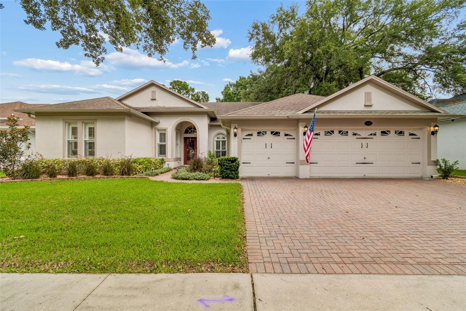 Photo of 3825 MISTY LANDING DRIVE VALRICO FL 33594