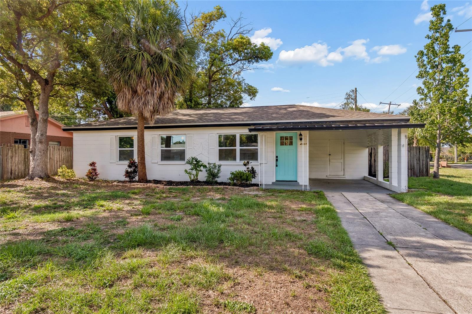 Photo of 4001 W ROGERS AVENUE TAMPA FL 33611