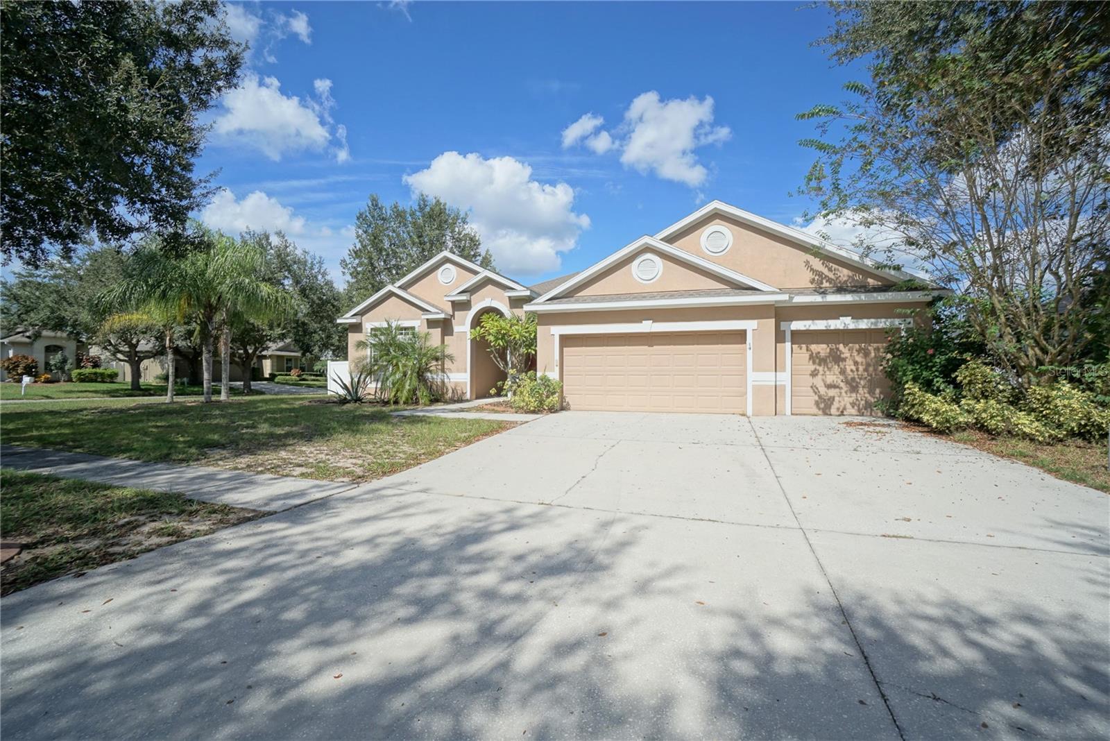 Photo of 12402 WINDMILL COVE DRIVE RIVERVIEW FL 33569