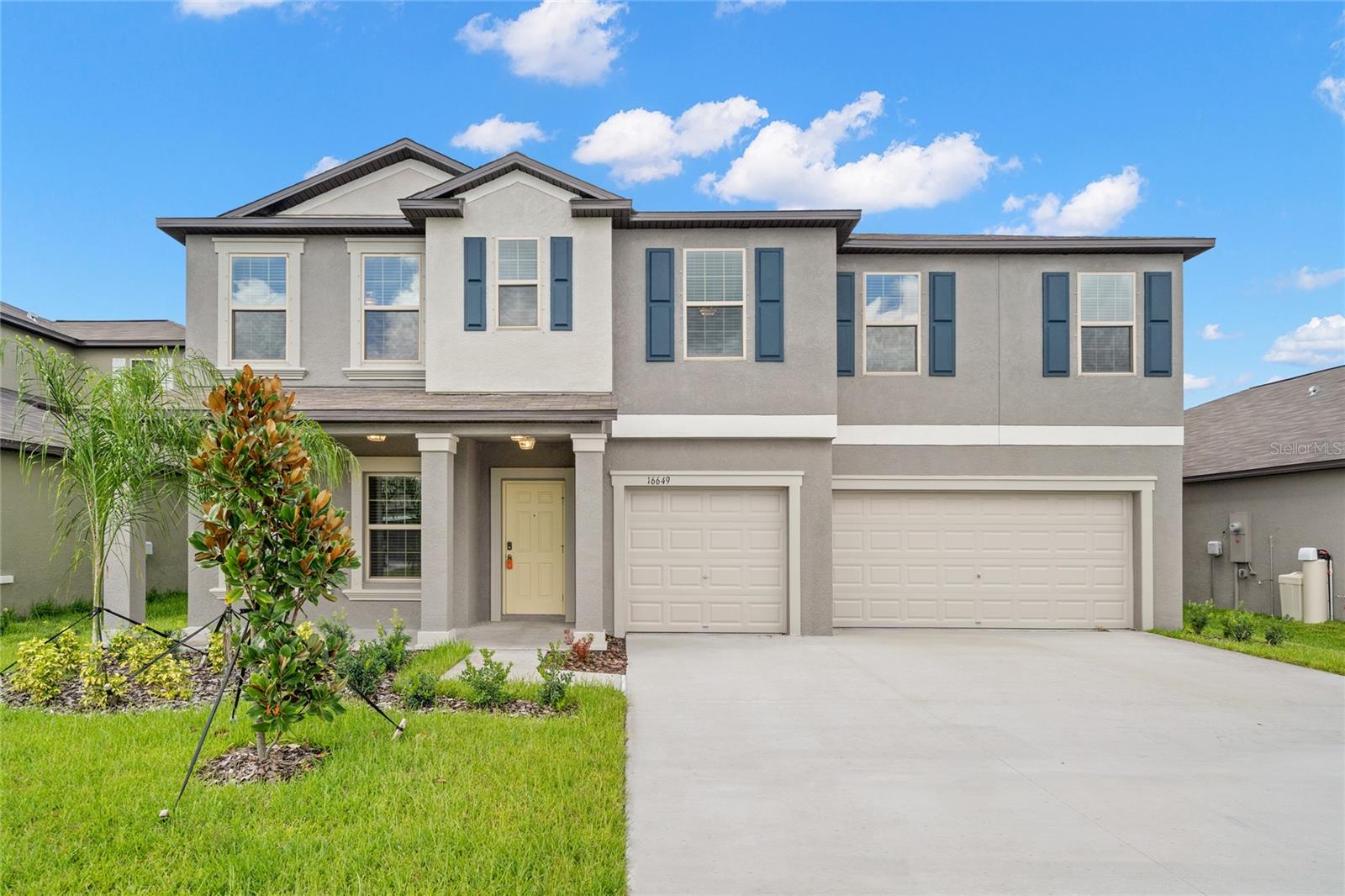Photo of 16649 CARLTON POND STREET WIMAUMA FL 33598