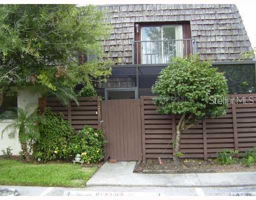 Photo of 15235 W POND WOODS DRIVE TAMPA FL 33618