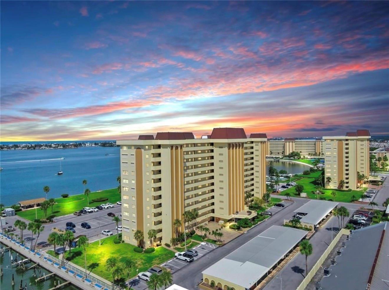 Photo of 4550 COVE CIRCLE #1205 ST PETERSBURG FL 33708