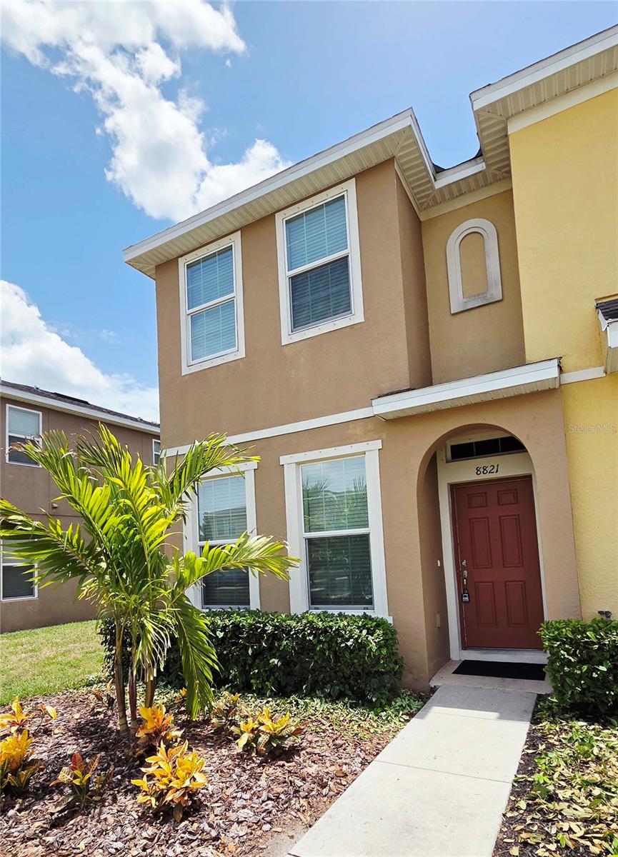 Photo of 8821 WALNUT GABLE COURT RIVERVIEW FL 33578