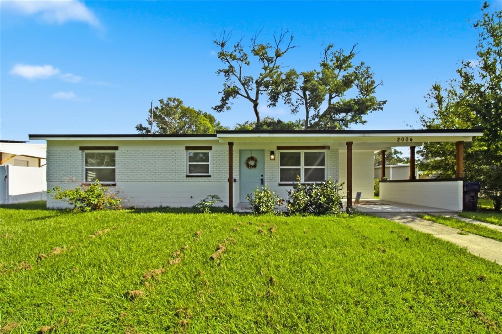 Photo of 2004 E BROAD STREET TAMPA FL 33610