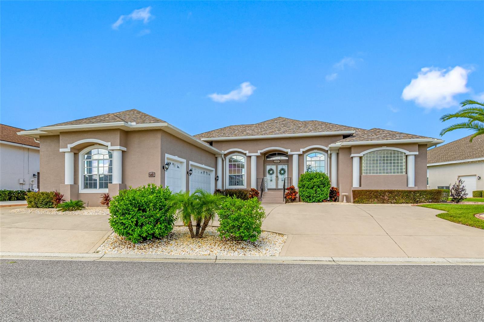 Photo of 6750 HUNTINGTON HILLS BOULEVARD LAKELAND FL 33810