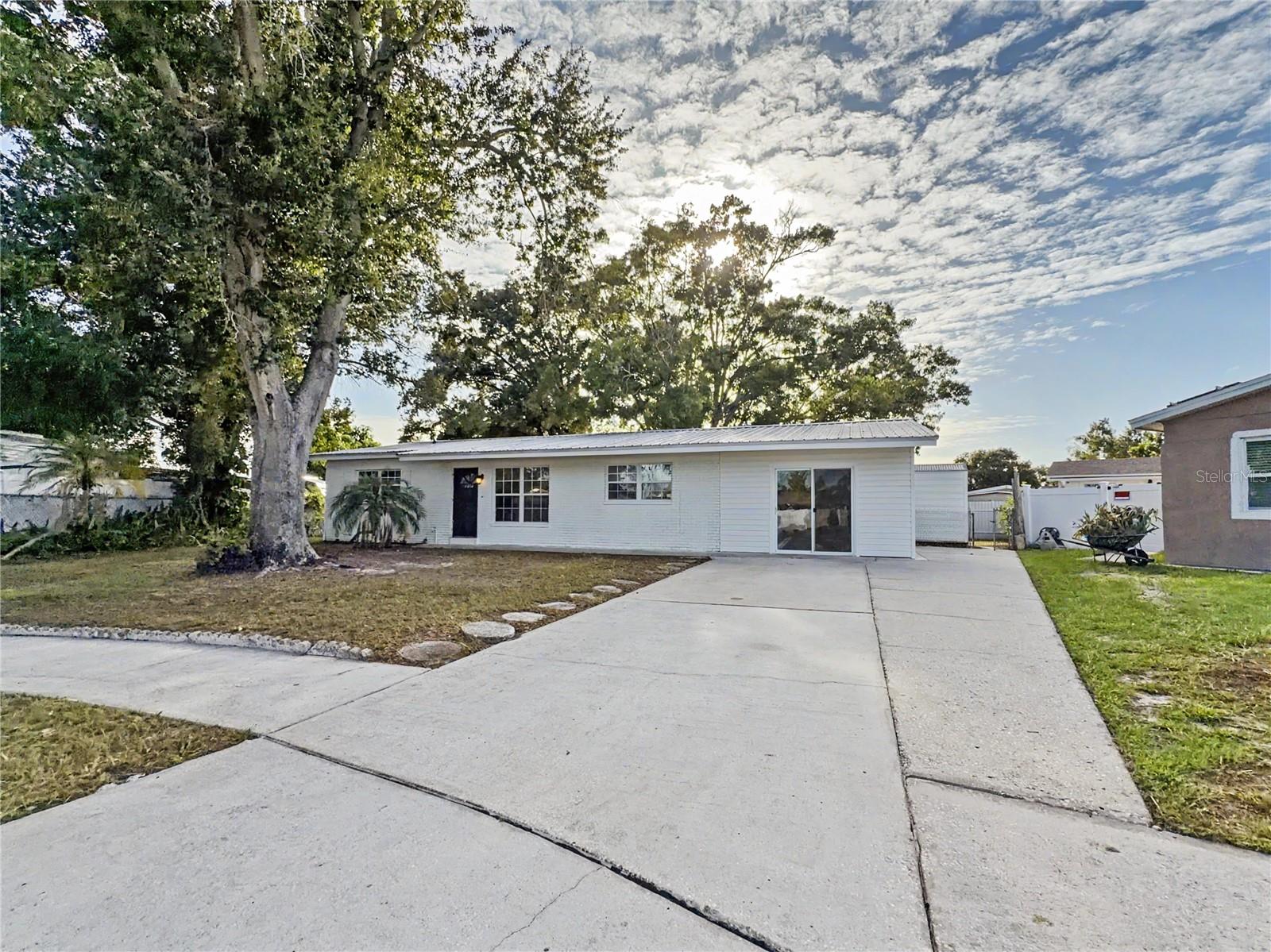 Photo of 6404 WILLOW BEND PLACE TAMPA FL 33634